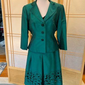 Kay Unger Women's Teal Silk Suit - Size 10